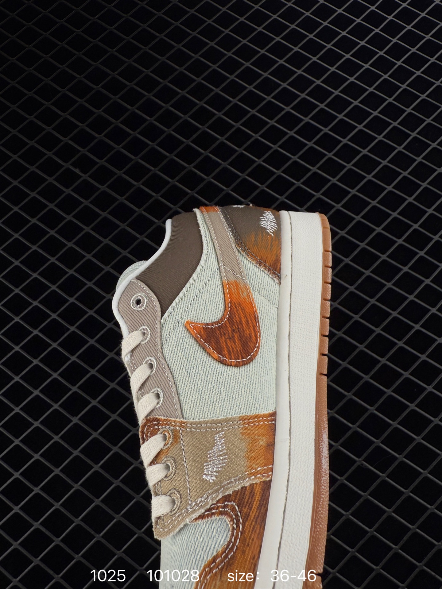 Travis Scott x Air Jordan 1 ” Reverse Mocha “